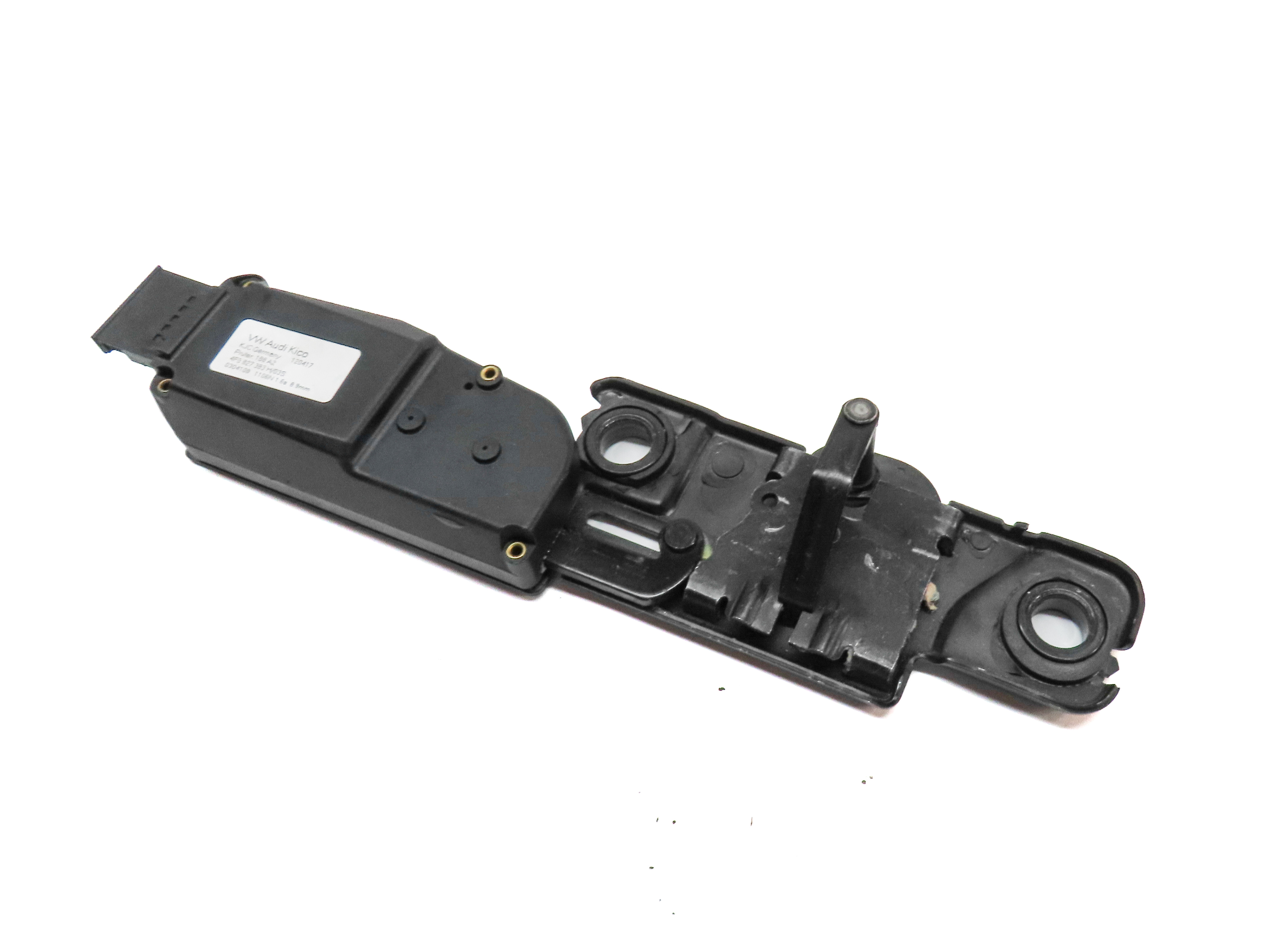 2018 AUDI Q3 (8U) REAR TRUNK LOCK LATCH HATCH GATE LID STRIKER PLATE — exact item pictured